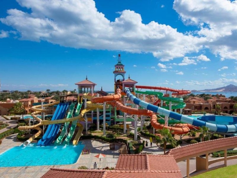 Charmillion Gardens Aqua Park