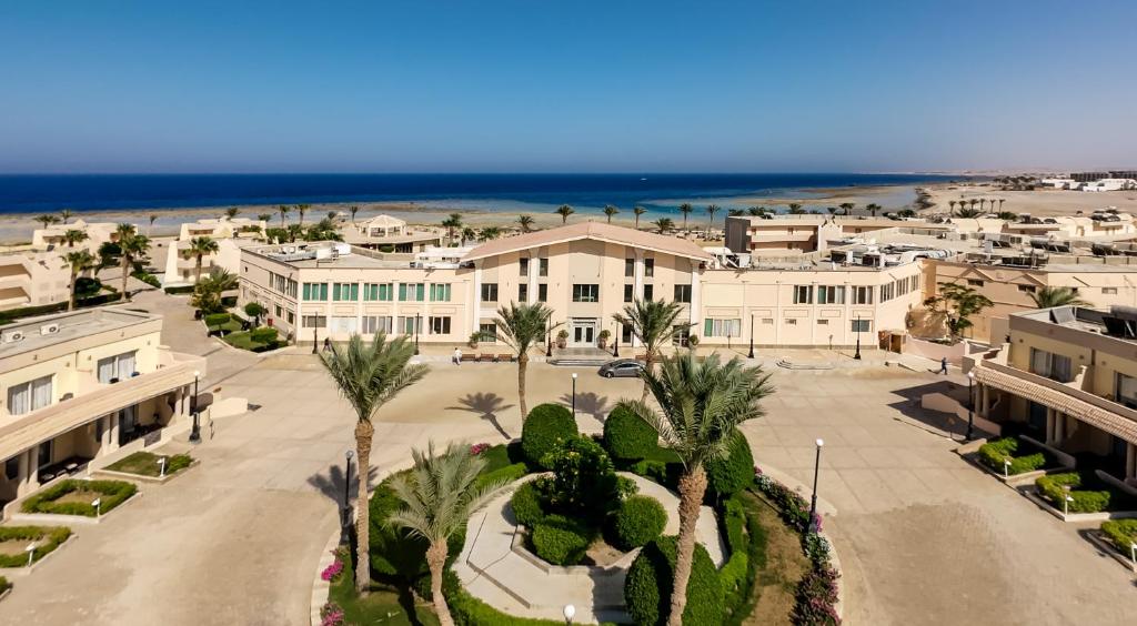 Shoni Bay Resort
