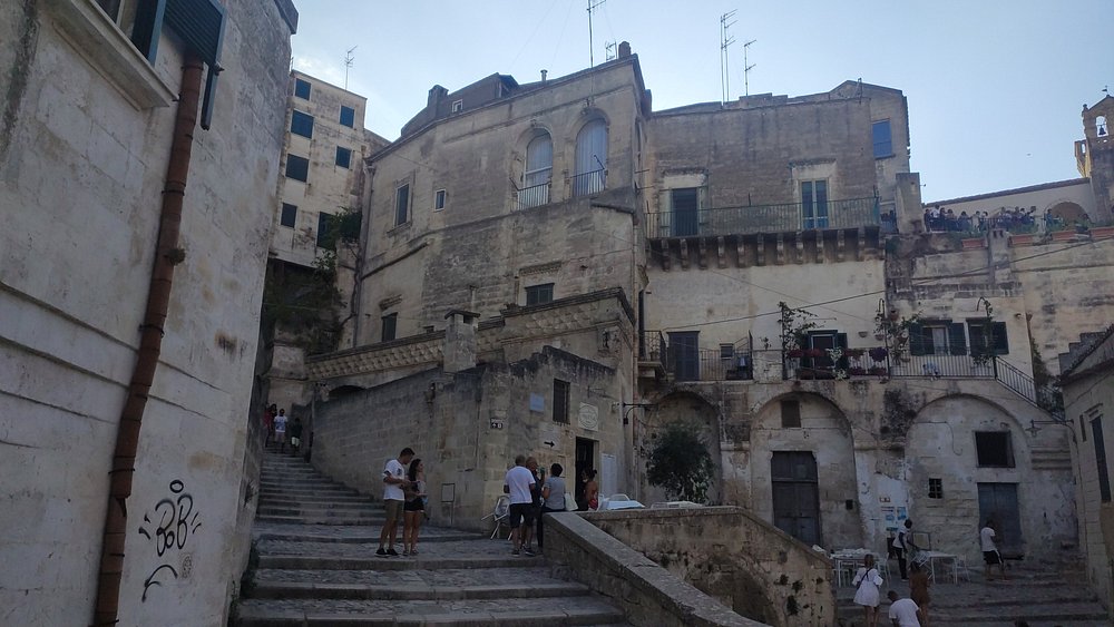 Gatto Bianco Matera