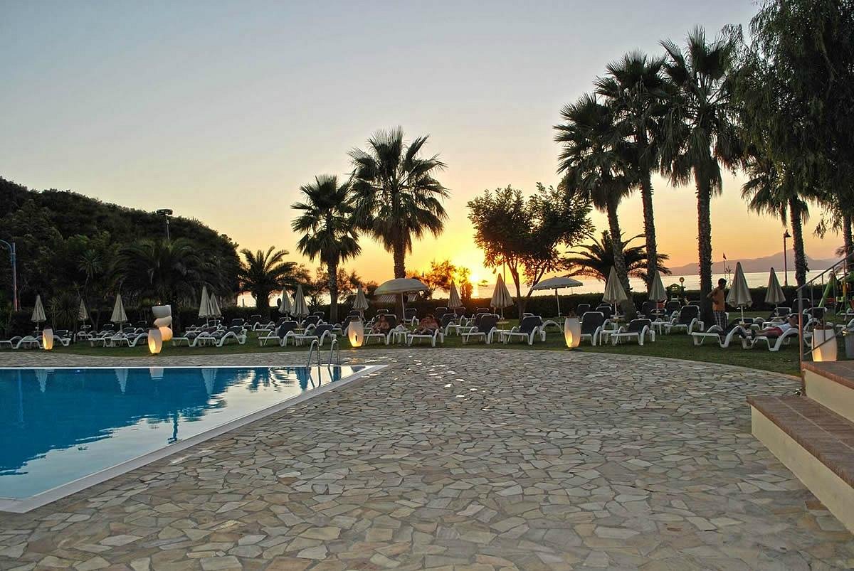 Atelier Club Arcomagno Beach Resort