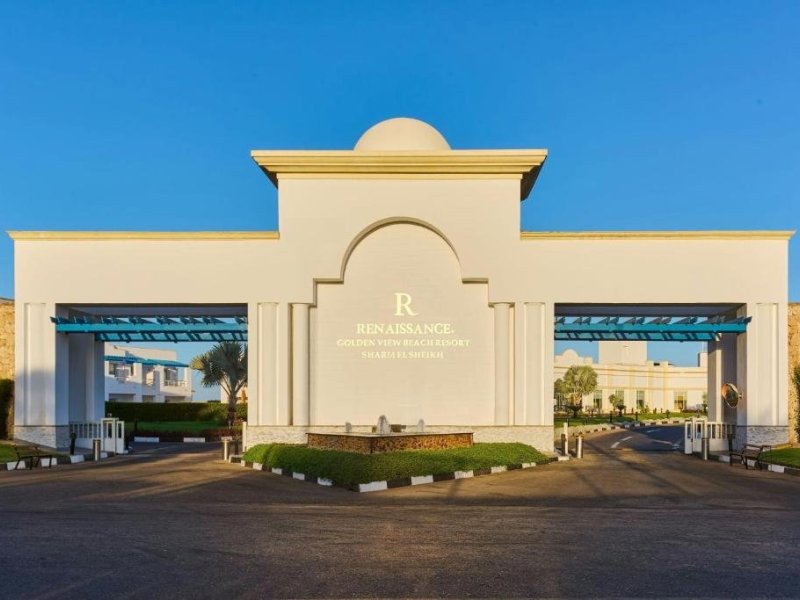 Renaissance Golden View Beach
