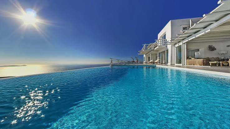 Zinas Villas