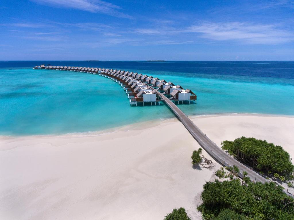 Emerald Maldives Resort