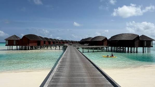 Anantara Dhigu Resort & Spa