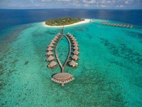 Angaga Island Resort