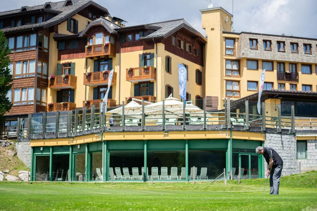 Th Madonna di Campiglio Golf Hotel