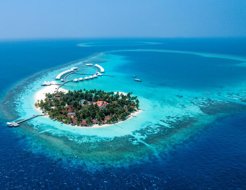 Athuruga Diamonds Island Resort
