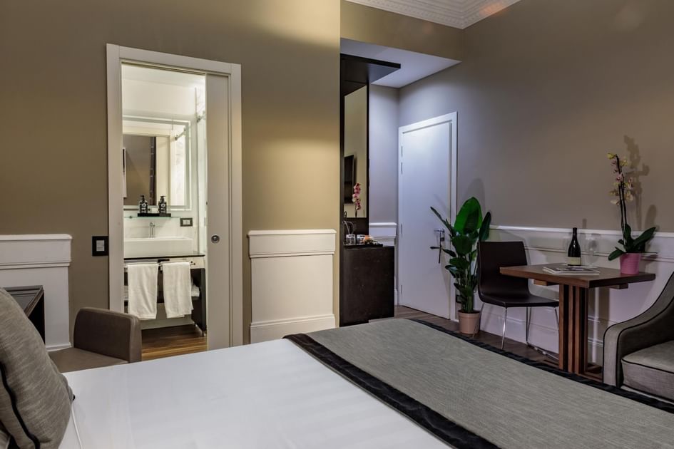 The Independent Suites