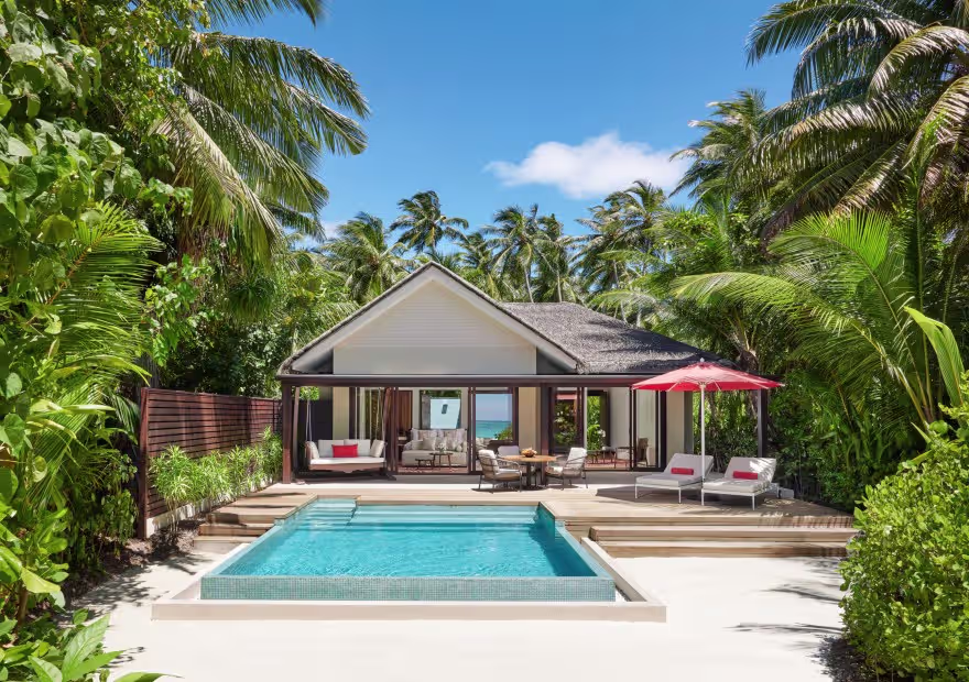 Deluxe Family Beach Pool Villa