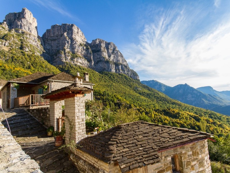 Tour in auto: Dall’Albania alle Meteore, un viaggio senza tempo con hotel 3*
