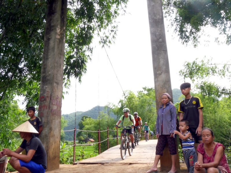 In bicicletta lungo il delta del Fiume Rosso in Vietnam (con guida in inglese), foto 7